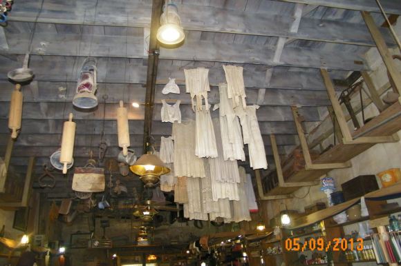 PHOTO PROMPT © Mary Shipman